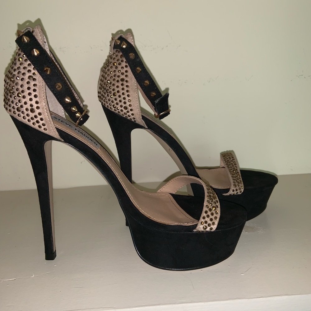 Steve Madden stilettos. New size 8.